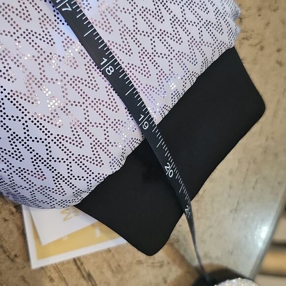 Michael Kors hooded puffer jacket size 7/8 Lilac NWT - Picture 8 of 14